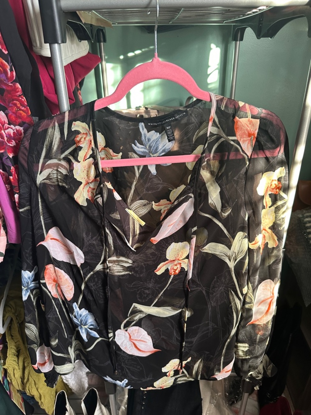 White House black market Top